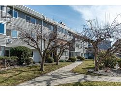 445 All Star Court Unit# 302 Lot# 35 Kelowna, BC V1X 5N7