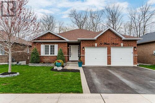 24 HUNTER AVENUE  Tay (Victoria Harbour), ON L0K 2A0