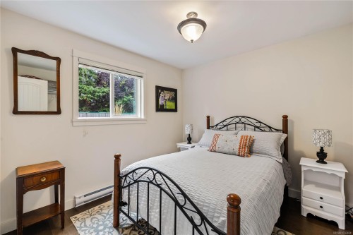 220 Park Dr, Salt Spring, BC 