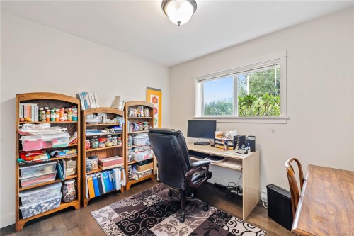 220 Park Dr, Salt Spring, BC 