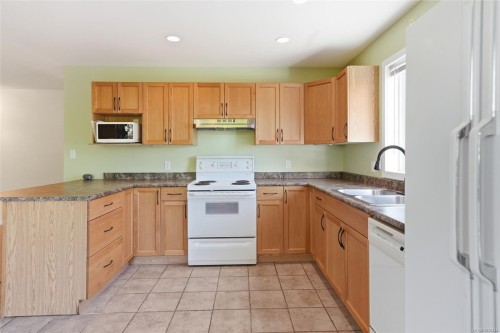 3970 Bovanis Rd, Bowser, BC 