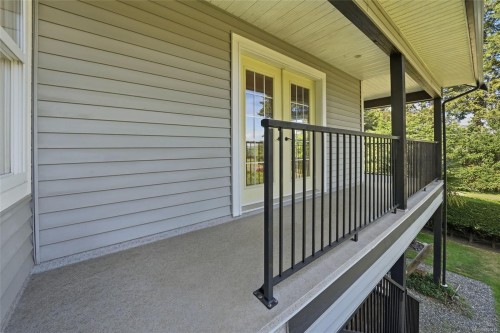3970 Bovanis Rd, Bowser, BC 