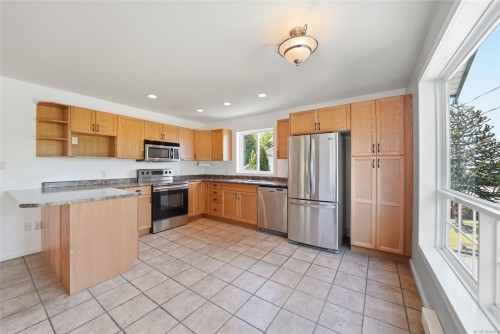 3970 Bovanis Rd, Bowser, BC 