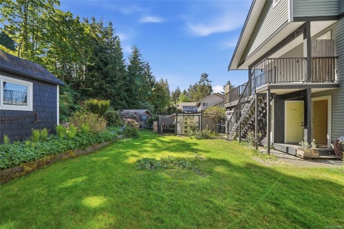 3970 Bovanis Rd, Bowser, BC 
