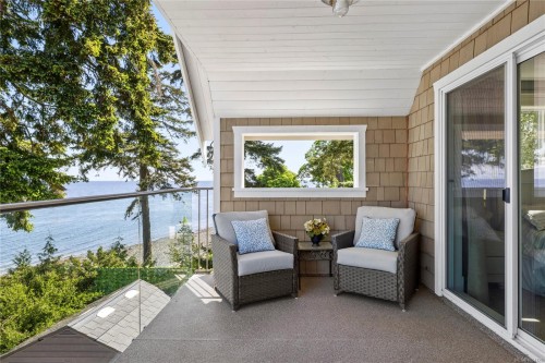 863 Cavin Rd, French Creek, BC 