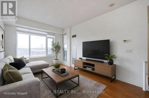 214 - 111 UPPER DUKE CRESCENT  Markham, ON L6G 0C8