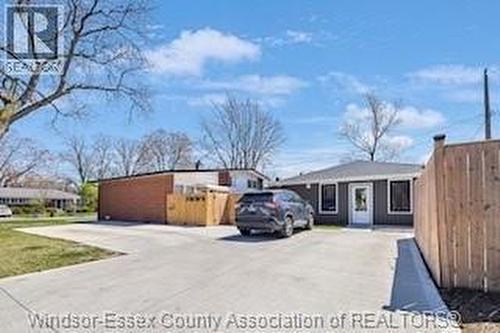 3401 Roxborough, Windsor, ON - Outdoor