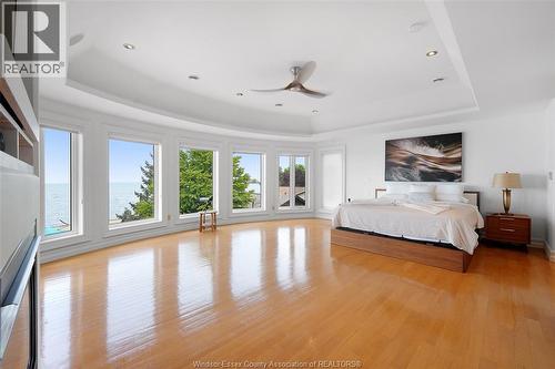 1740 Caille Avenue, Lakeshore, ON - Indoor Photo Showing Bedroom