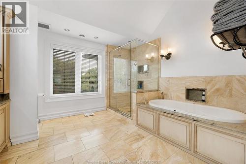 1740 Caille Avenue, Lakeshore, ON - Indoor Photo Showing Bathroom