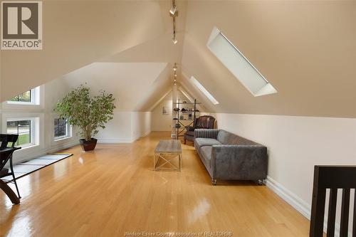 1740 Caille Avenue, Lakeshore, ON - Indoor Photo Showing Other Room