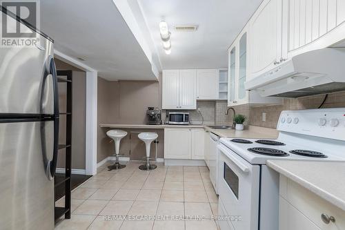 193 Pine Cove Road, Burlington, ON - Indoor Photo Showing Kitchen