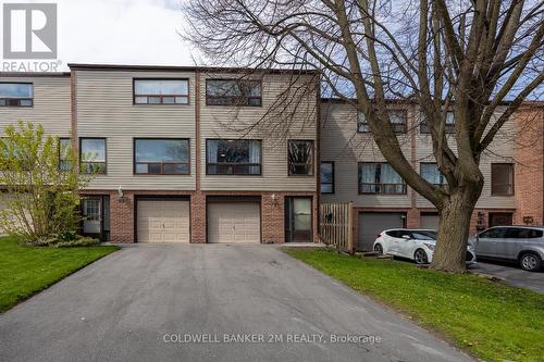 72 PARKLANE CIRCLE  Clarington (Bowmanville), ON L1C 3V9