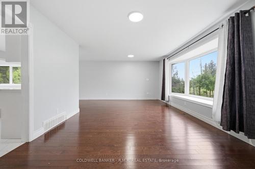 1549 Simcoe Street N, Oshawa (Samac), ON - Indoor Photo Showing Other Room