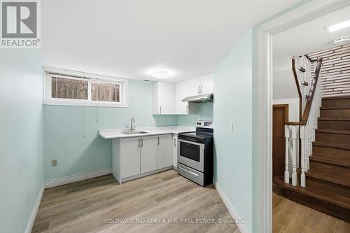 1549 Simcoe Street N, Oshawa (Samac), ON - Indoor Photo Showing Kitchen