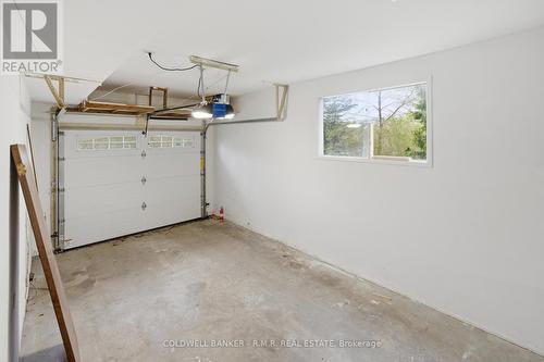 1549 Simcoe Street N, Oshawa (Samac), ON - Indoor Photo Showing Garage