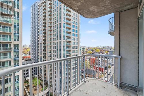 1304A - 234 Rideau Street, Ottawa, ON - Outdoor