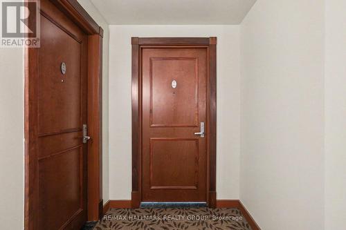 1304A - 234 Rideau Street, Ottawa, ON - Indoor Photo Showing Other Room