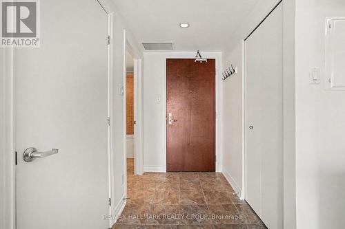 1304A - 234 Rideau Street, Ottawa, ON - Indoor Photo Showing Other Room