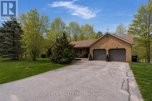32 HICKORY LANE  Oro-Medonte, ON L0K 1E0