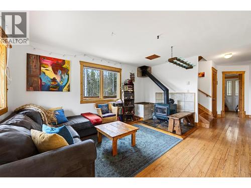 2487 Seward Rd, Golden, BC 