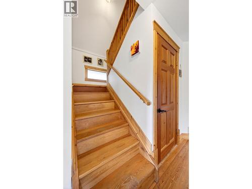 2487 Seward Rd, Golden, BC 