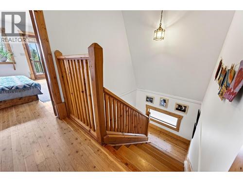 2487 Seward Rd, Golden, BC 