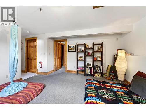 2487 Seward Rd, Golden, BC 