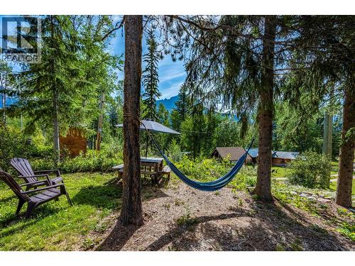2487 Seward Rd, Golden, BC 