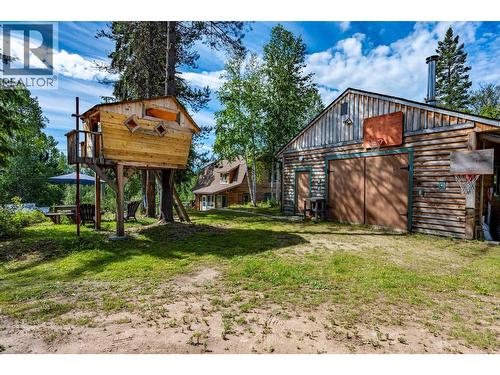 2487 Seward Rd, Golden, BC 