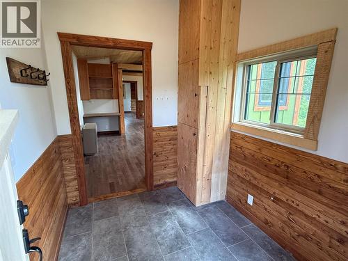 2487 Seward Rd, Golden, BC 