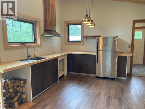 2487 Seward Rd, Golden, BC 