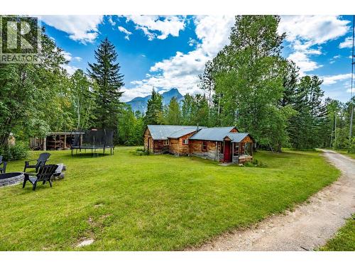 2487 Seward Rd, Golden, BC 