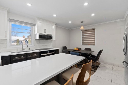 Cuisine - 6705 Rue Rivière, Laval (Auteuil), QC - Indoor Photo Showing Kitchen