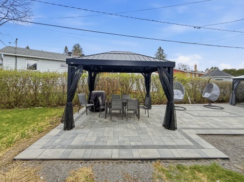 Cour - 6705 Rue Rivière, Laval (Auteuil), QC - Outdoor