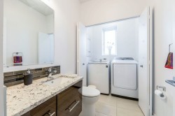 Powder room - 