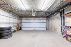 Garage - 