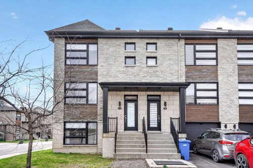 7998 Rue des Quatre-Vents  Laval (Saint-François), QC H7A 0E9
