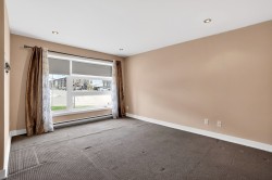 Family Room - 