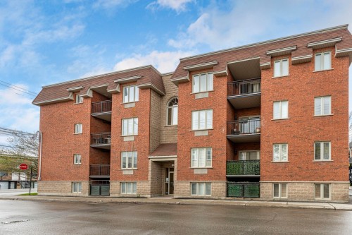 Façade - 305-2502 Rue Bossuet, Montréal (Mercier/Hochelaga-Maisonneuve), QC - Outdoor With Exterior