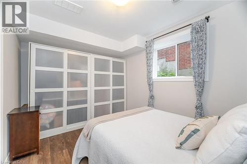 387 Gravel Ridge Trail, Kitchener, ON - Indoor Photo Showing Bedroom