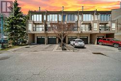 62 CUMBERLAND LANE Ajax, ON L1S 7K4