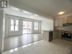 105 KENNETH ROGERS CRESCENT East Gwillimbury, ON L9N 1S5
