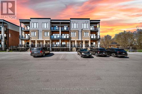 5 - 25 ISHERWOOD AVENUE  Cambridge, ON N1R 0E2