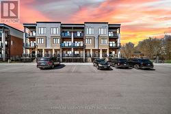 5 - 25 ISHERWOOD AVENUE  Cambridge, ON N1R 0E2