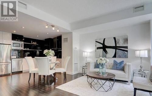 Th7 - 121 Mcmahon Drive, Toronto, ON - Indoor
