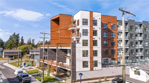 #604-2629 Millstream Rd, Langford, BC - Outdoor With Facade