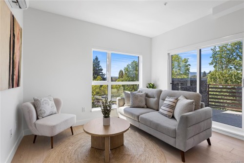 #604-2629 Millstream Rd, Langford, BC - Indoor Photo Showing Living Room