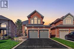 461 SUMMERPARK CRESCENT Pickering, ON L1V 7A9