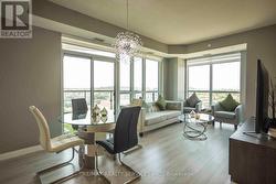 918 - 35 WATERGARDEN DRIVE W  Mississauga, ON L5R 0G8