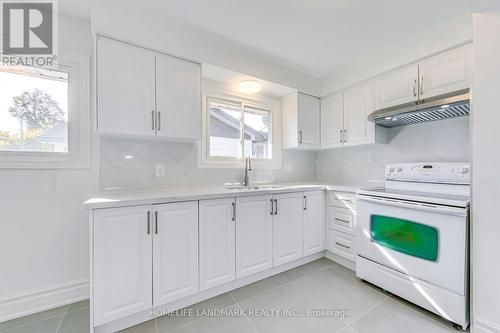 146 Manning Avenue, Hamilton, ON - Indoor Photo Showing Kitchen